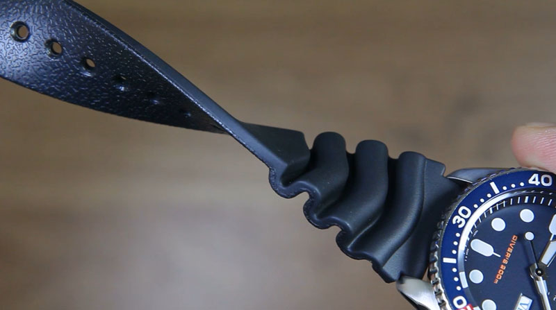 SEIKO DIVERS SKX009K1 AUTOMATIC BLUE DIAL RUBBER BAND - Image 8