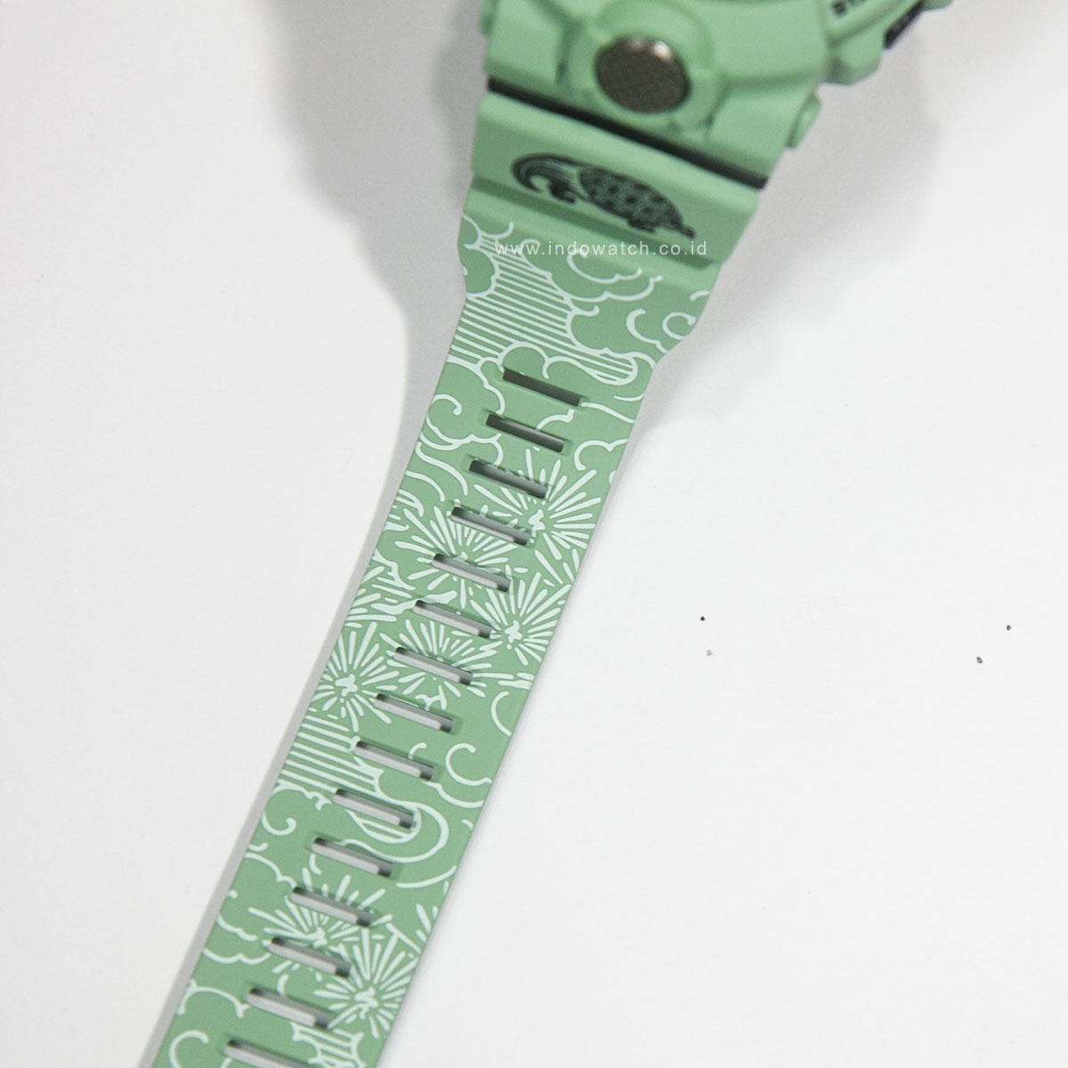 Casio G-Shock G-SQUAD STEP COUNT GBD-800SLG-3 LIMITED EDITION - Image 8